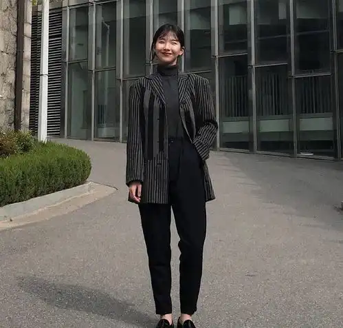 14套冬季出街复古穿搭,自信又有气质,让你变身韩系温柔小姐姐