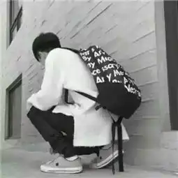 和这配套的情侣头像