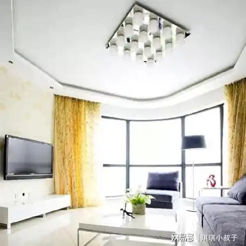 绝美简约电视背景墙轻松舒适生活