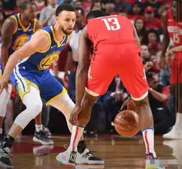 库里最后时刻扣篮不中,为何不选择上篮呢