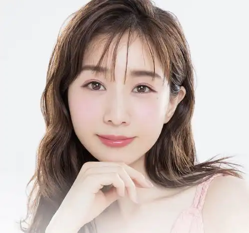 滴滴霓虹女孩儿私藏美妆图鉴上线