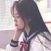 qq女生头像穿白色衣服