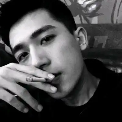 黑暗丧风格头像真人男生孤独伤感头像