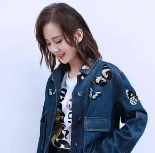 仙女姐姐刘诗诗风格大变,牛仔外套搭配超短裙,化身为仙子