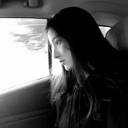 黑白女生头像你不丑是镜子难qq女生头像我要个性网