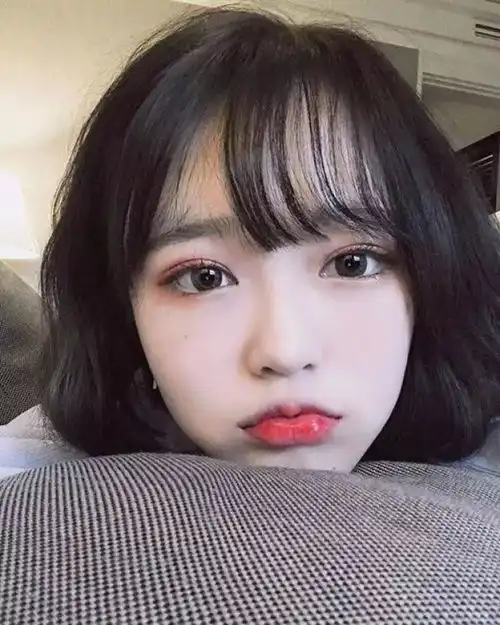 少女感爆棚的卷发,比直发好看n倍,适合所有脸型