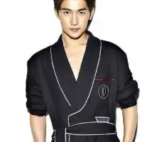 高冷男神头像三分高冷七分帅微信头像图片大全