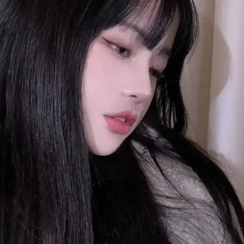 女生头像生活本就是马不停蹄的相遇和错过820