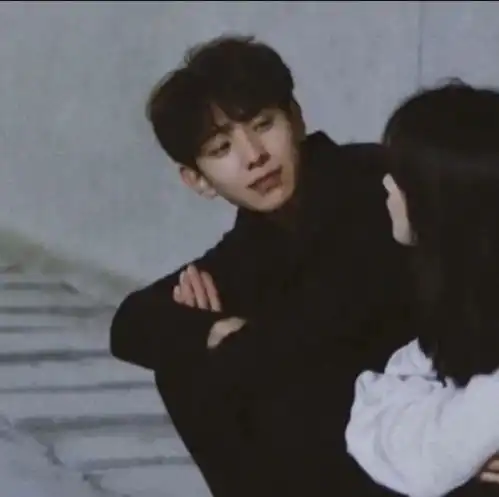 绝绝子情头陪伴在冬季