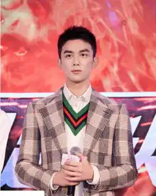 鹿晗禁欲系吴磊少年气神仙颜值的两人这是什么世纪同框