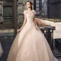 天津澜本高端婚纱礼服彩妆工作室