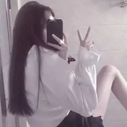 带有丧系的三人闺蜜头像