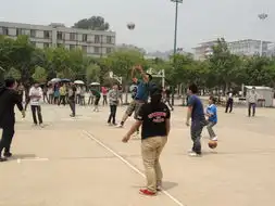 财政与经济学院第六届七彩印系列活动之红色印男女混合排球赛正式拉开帷幕