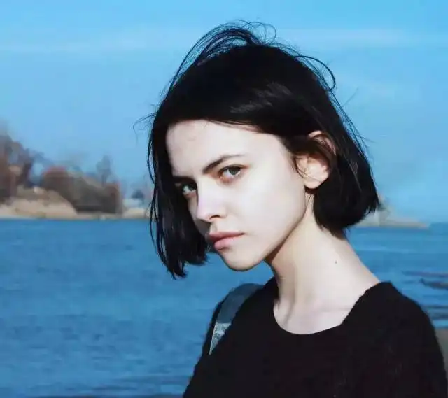 告诉你顾客短发与脸型的配对