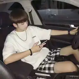 00后韩系帅气男生头像专一到让你惊讶