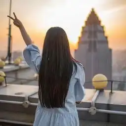 背影或者侧面女生头像