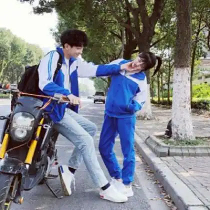 文艺范的情侣头像图片简单又好看经典一对