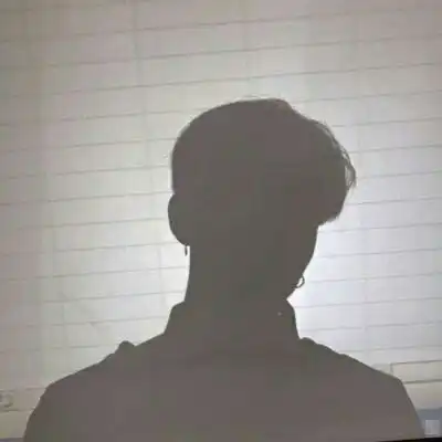 影子头像男高清伤感图片好看的男生背影图片