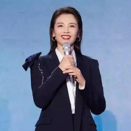 谁说刘涛书法没气韵她的书功不输某些书协大佬,不信你瞧瞧