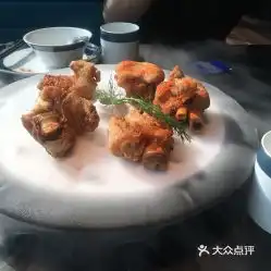 凤凰湘语浦东旗舰店的招牌红烧猪手好不好吃用户评价口味怎么样上海美食招牌红烧猪手实拍图片大众点评