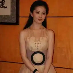 刘亦菲美了这么多年,发型越来越漂亮