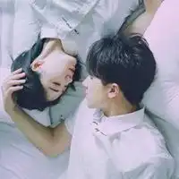 情侣头像白色系双人边微信头像图片大全