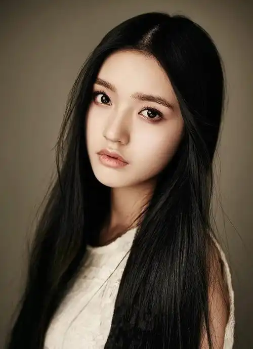 被我家那闺女林允圈粉系列,没想到的真香定律