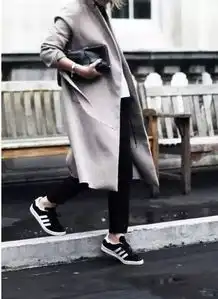 没点穿大衣的小心机,怎敢自称街拍客