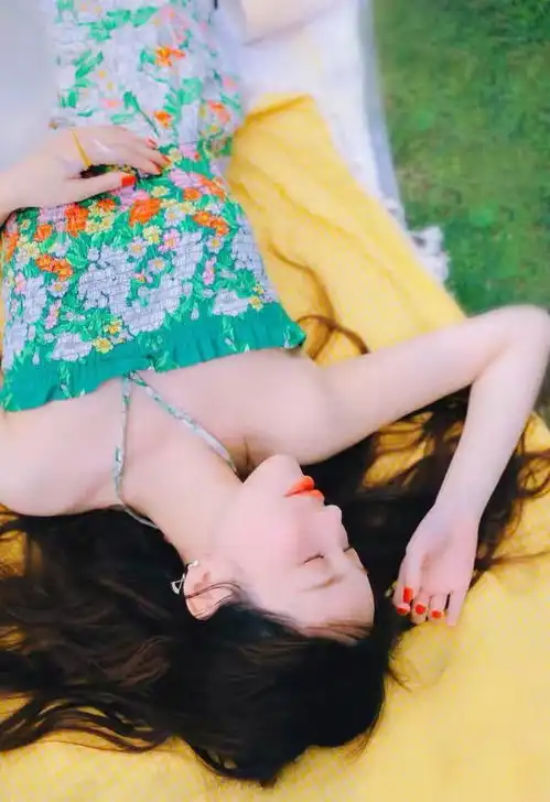 仙气十足的女生头像(绿