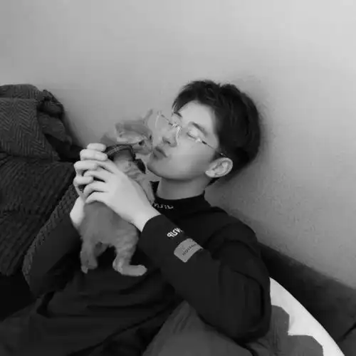 白色系女头像单人情头