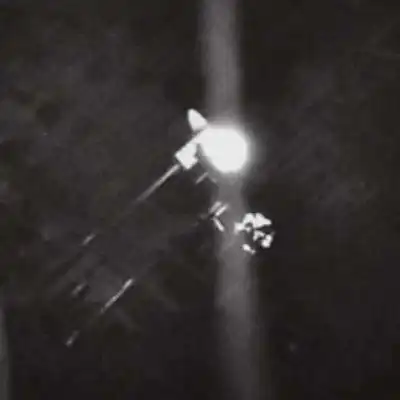 黑暗系压抑背景图片