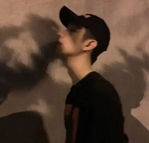 如果恋爱久了会腻的话,那我想早点娶你.