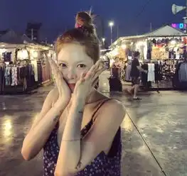 头像女生紫色系金泫雅