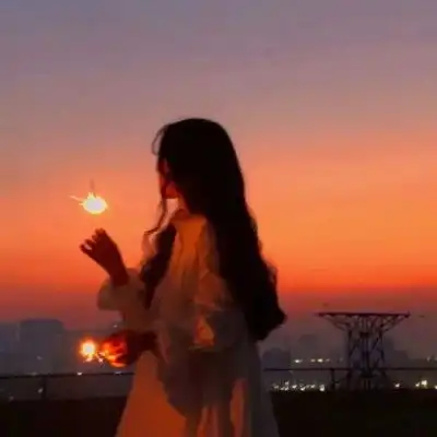 你是人间烟火不自知,我在俗世仰望应如是腾讯新闻