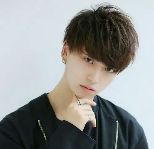 头发烫一烫,美七分