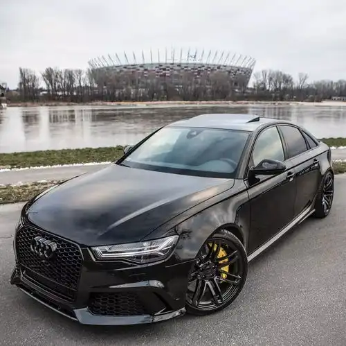 帅到没老婆的黑西装暴徒,三厢的rs6见过没