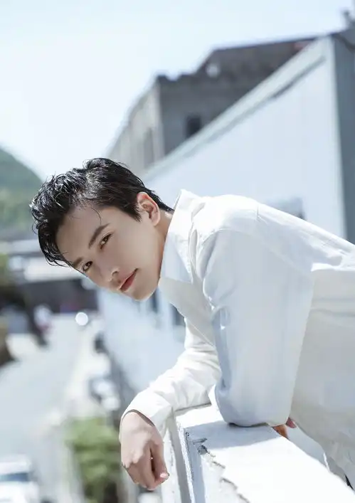 甜蜜暴击不一样的青春大学欠我一个骆学长