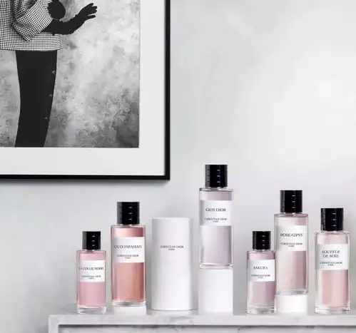 2018秋冬彩妆新品大放送cpb阿玛尼推出粉色少女系..大牌圣诞限定款提前种草