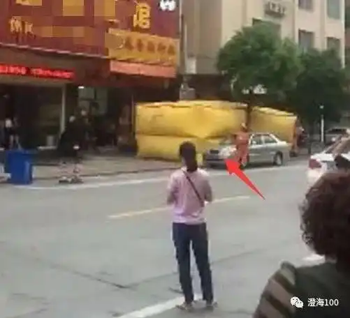 下午澄海泰安路一男子欲跳楼,究竟是什么事