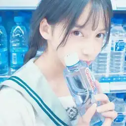 侧颜漂亮女生长发头像