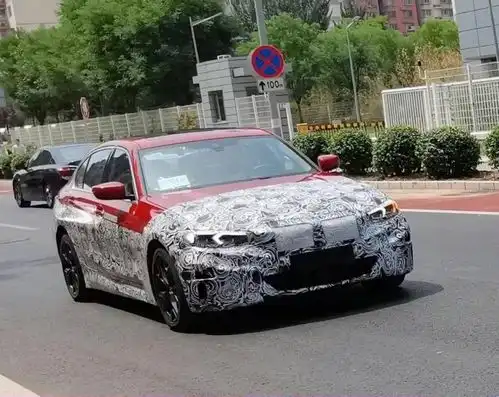 宝马3系中期改款曝光,放心,没有换上4系大鼻孔