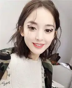 古力娜扎的猫系少女妆容,堪称绝世美颜,手把手教你这么画