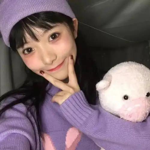 梦幻唯美紫色系女生头像做个快乐又温柔的人吧