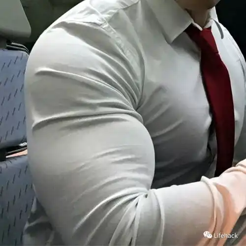 只有猛男才能hold住禁欲系白衬衫,妹子看了想嫁