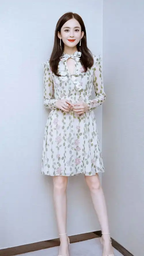 娜扎绿洲又晒私服,淘宝小香风穿出时尚优雅感,这颜值真逆天