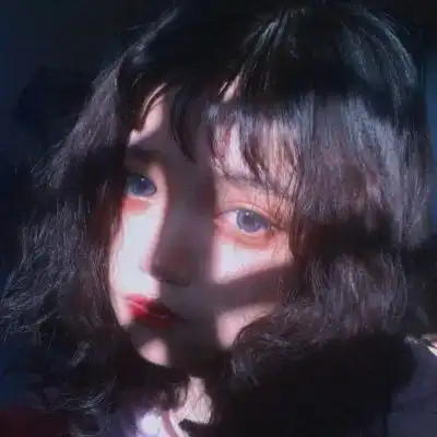 成熟微丧女头像病态系丧女头像真人