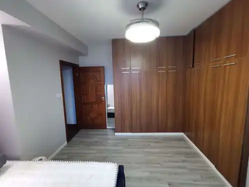 13号线武宁路,实体朝南大主卧,民用水电,交通便利