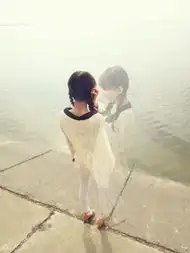 同问照片上的那个影子怎么弄