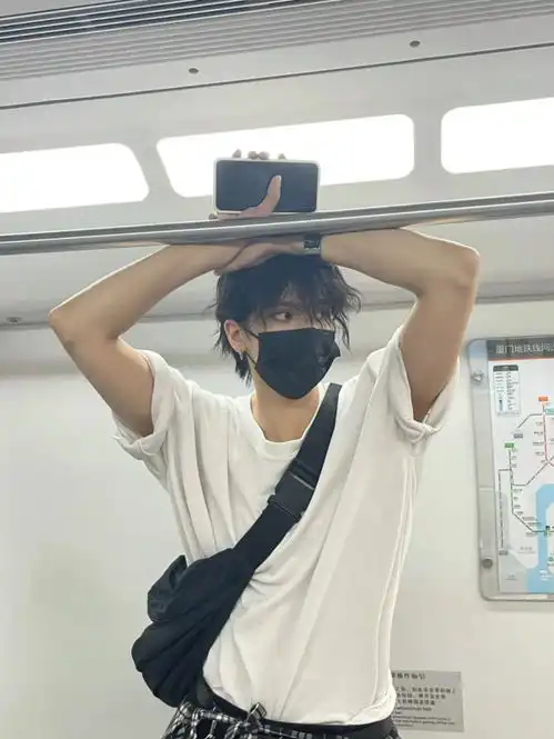 乌克兰姑娘来中国抢女生漫画脸配188顶级身材,男生看了也佩服