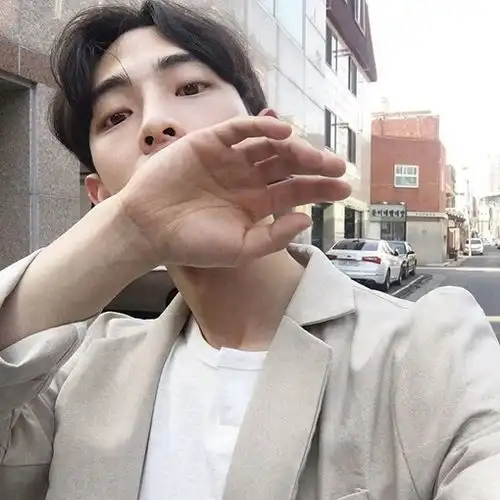 daisy妤故男生头像男头韩系